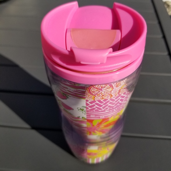 Lily Pulizer travel mug - Picture 2 of 8